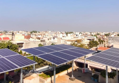 A Comprehensive Look at Solar Roofs: The Benefits and Types Available